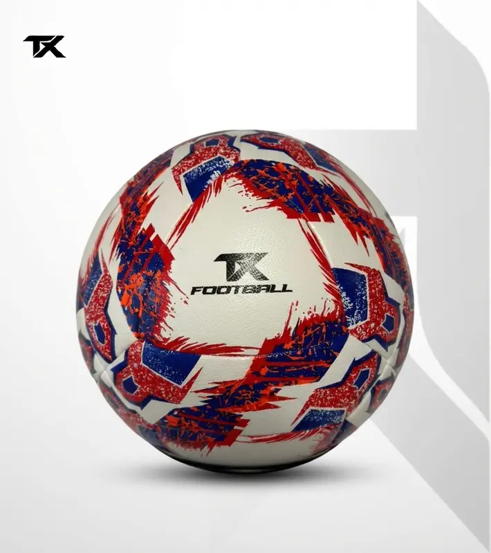 Football - Voyager + thumbnail 4